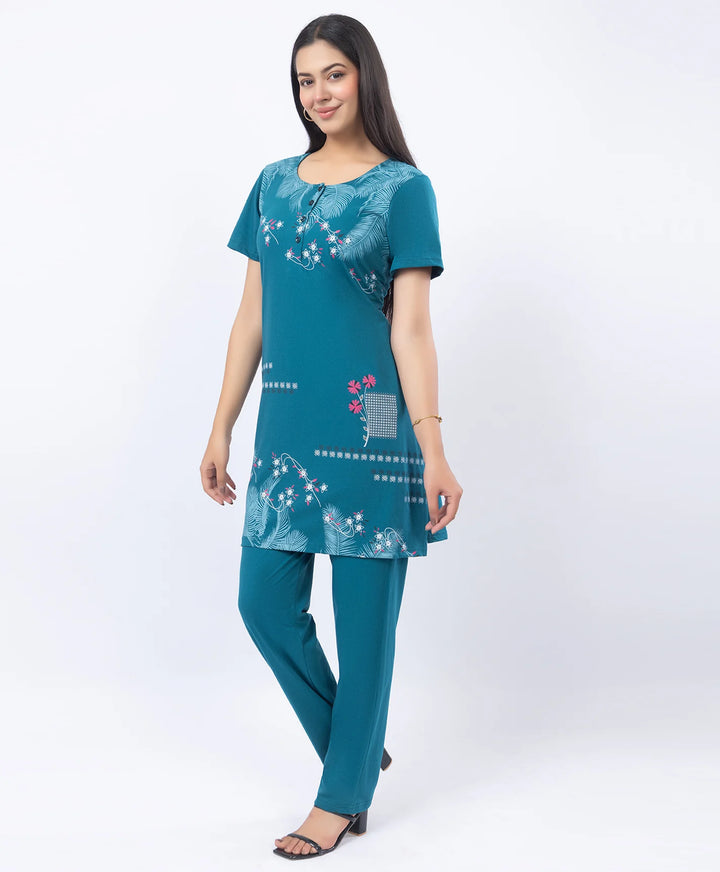 Printed Straight Kurta with Round Neck & Straight Pants Set