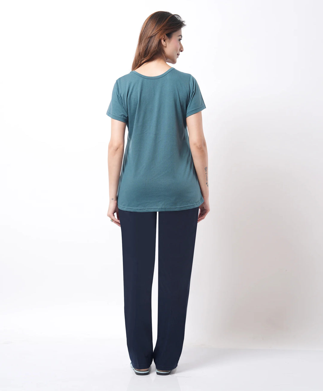 Basic Mid Length Night Suit