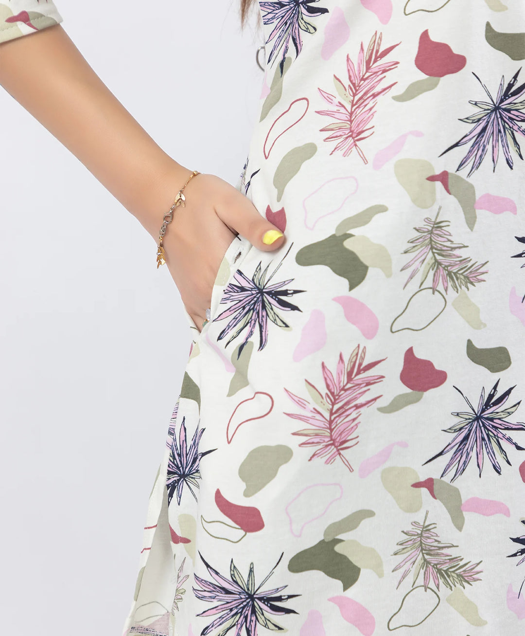 Floral Print Three-Quarter Sleeve Short Kurti