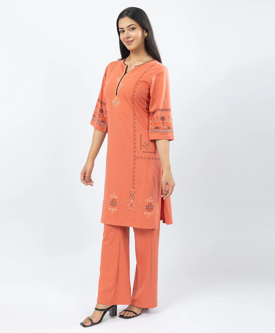 Straight Fit Long Kurta Set with Printed Embroidery Accents