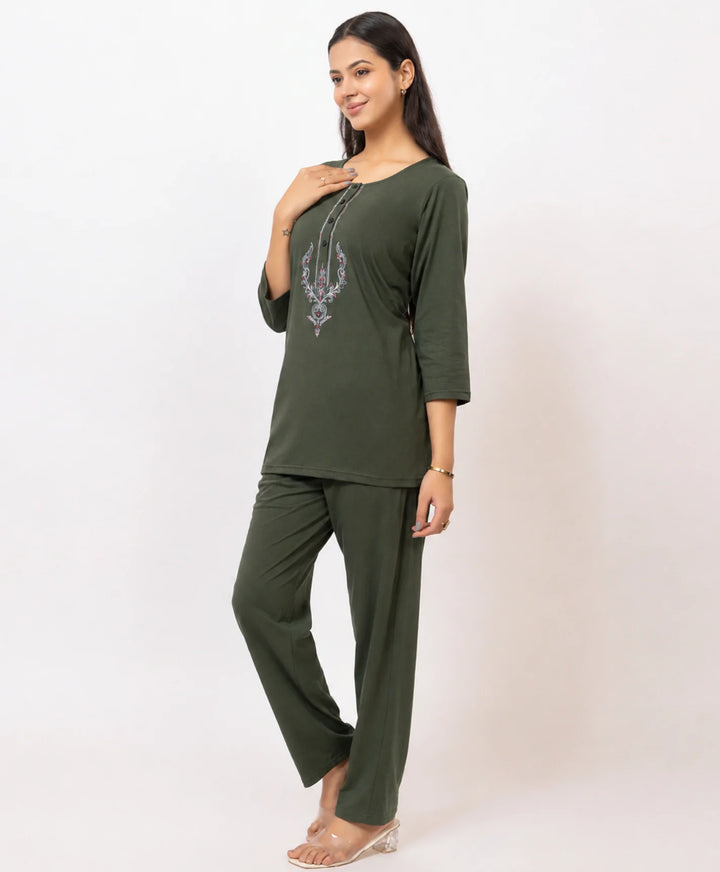 Embroidered Kurta Lower Set