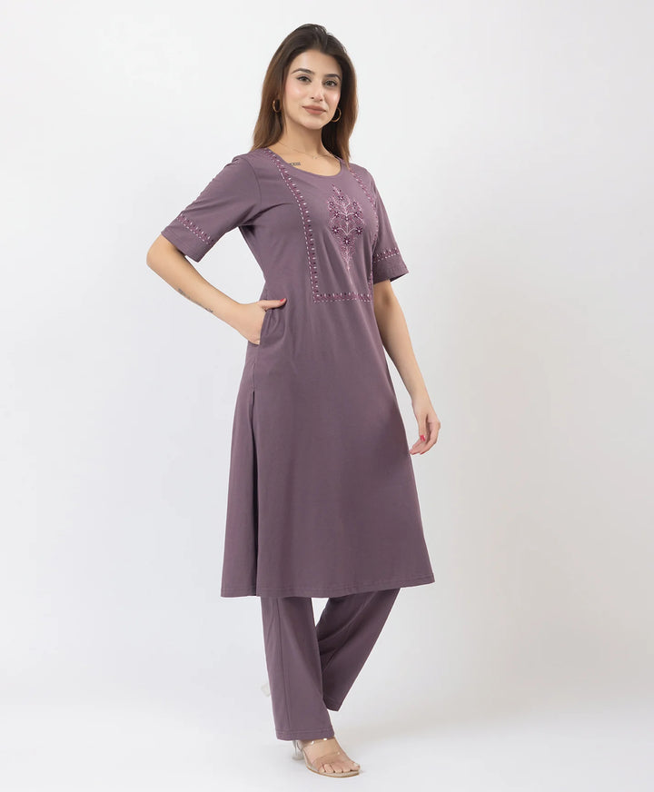 Elegant Ethnic Ensemble Embroidered Kurta Set