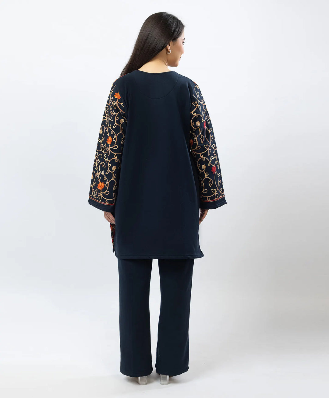 Kashmiri Floral Embroidered Fleece Kurta Set