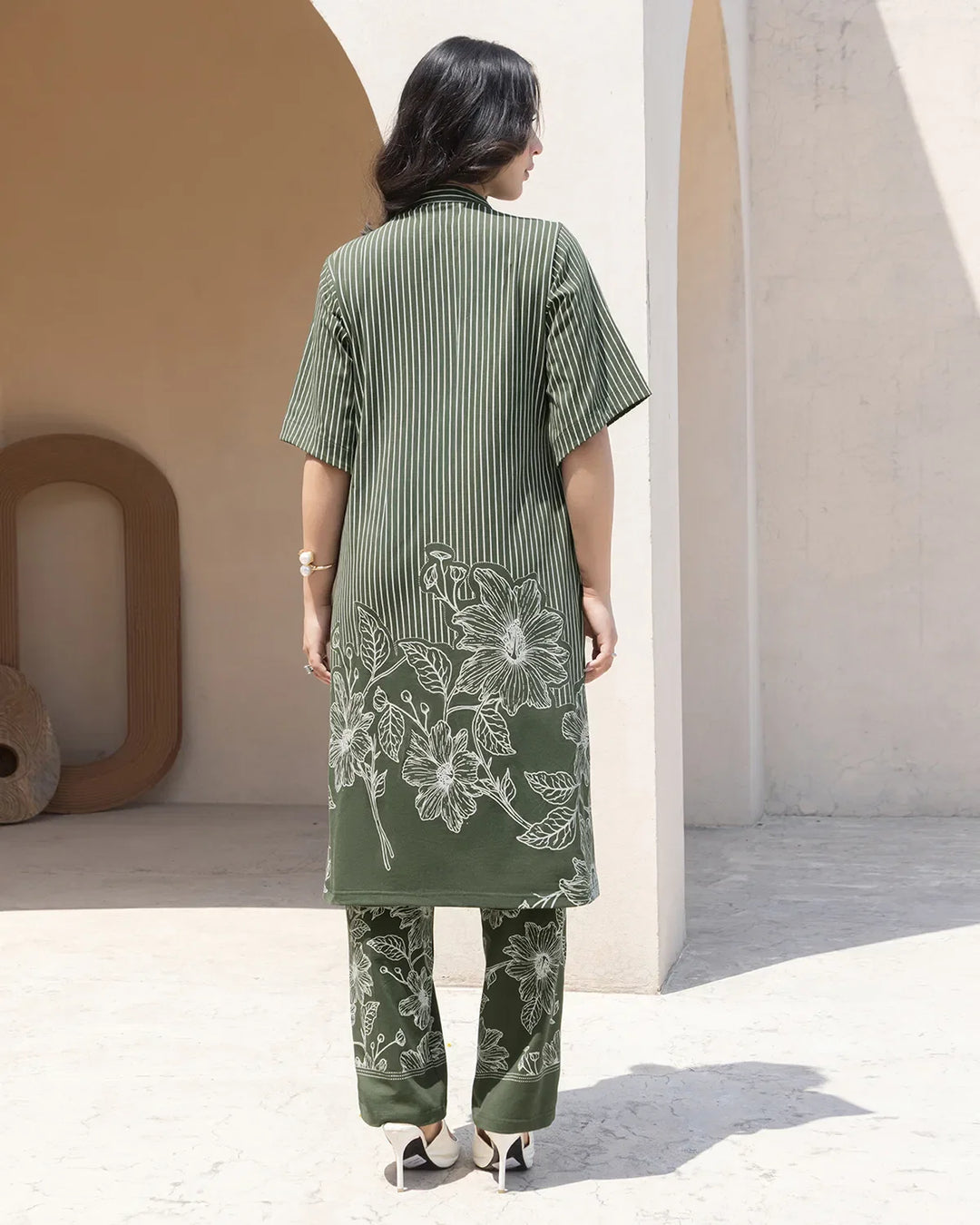 Long Monochrome Bloom Kurta Set