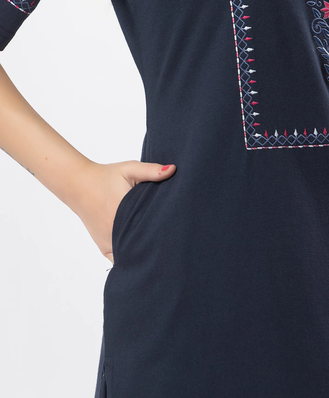 Elegant Ethnic Ensemble Embroidered Kurta Set