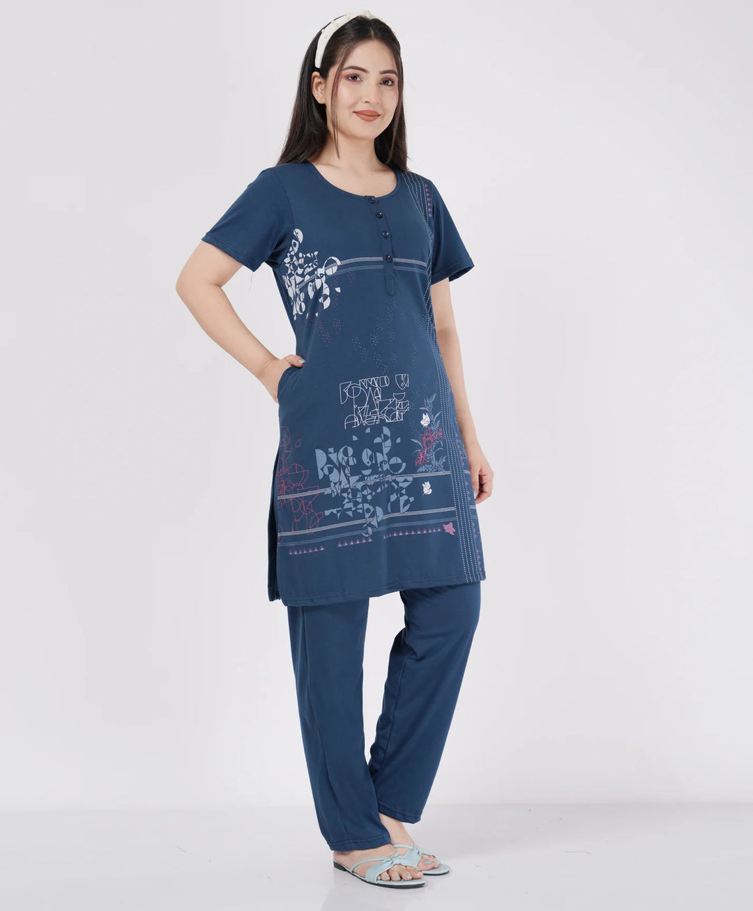 Stylish kurta lower set