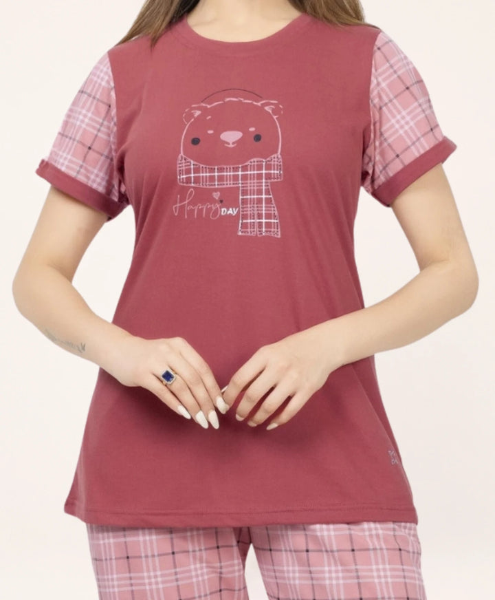 Round Neck Short Sleeve Printed Nightwear Set with Checkered Lowers