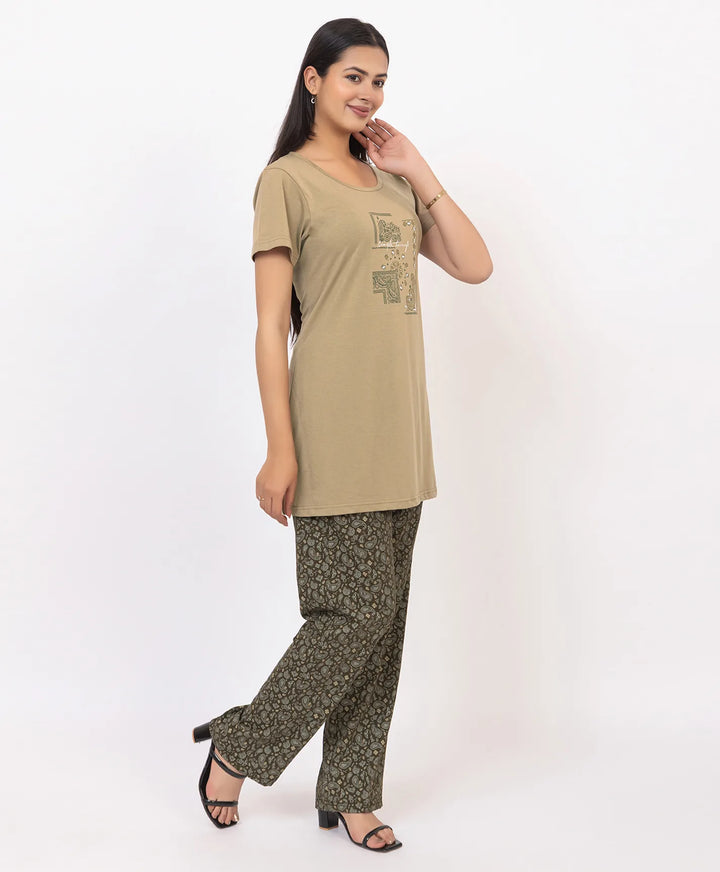 Graphic Print Nightsuit