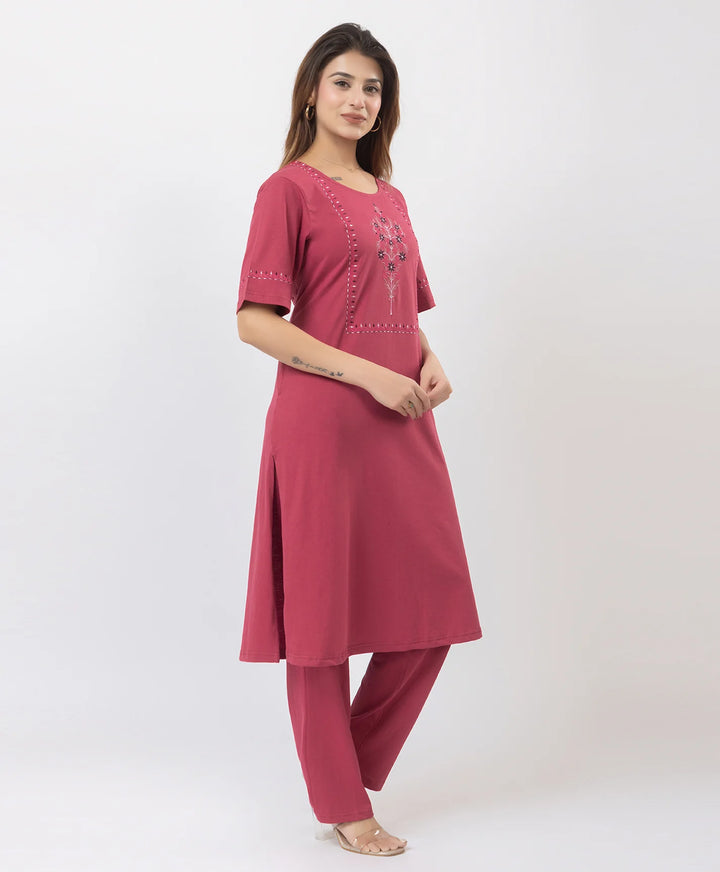 Elegant Ethnic Ensemble Embroidered Kurta Set