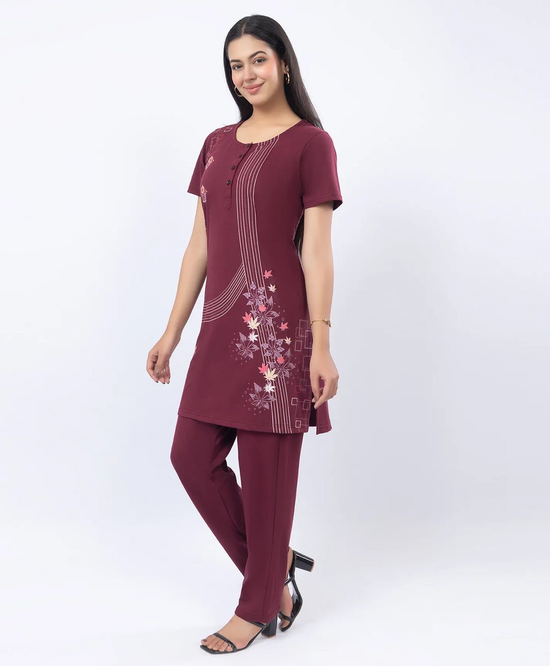 Printed Straight Kurta with Round Neck & Straight Pants Set
