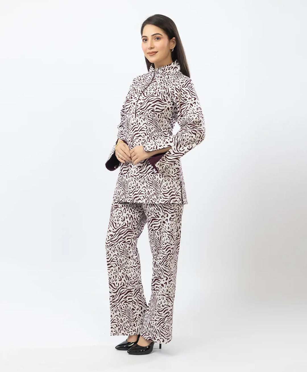 Fashion-Forward Printed Kurta with Stand Collar & Matching Straight Lower.