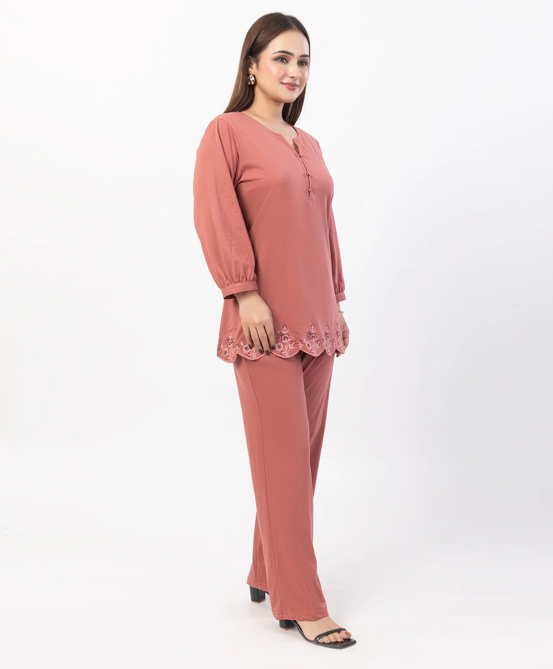 Floral Cut Work Hem Kurta Set with fitted Cuffed Sleeves