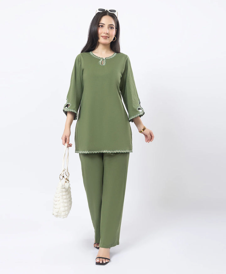 Ethnic Straight Kurta Set with Embroidered Neck and Sleeves