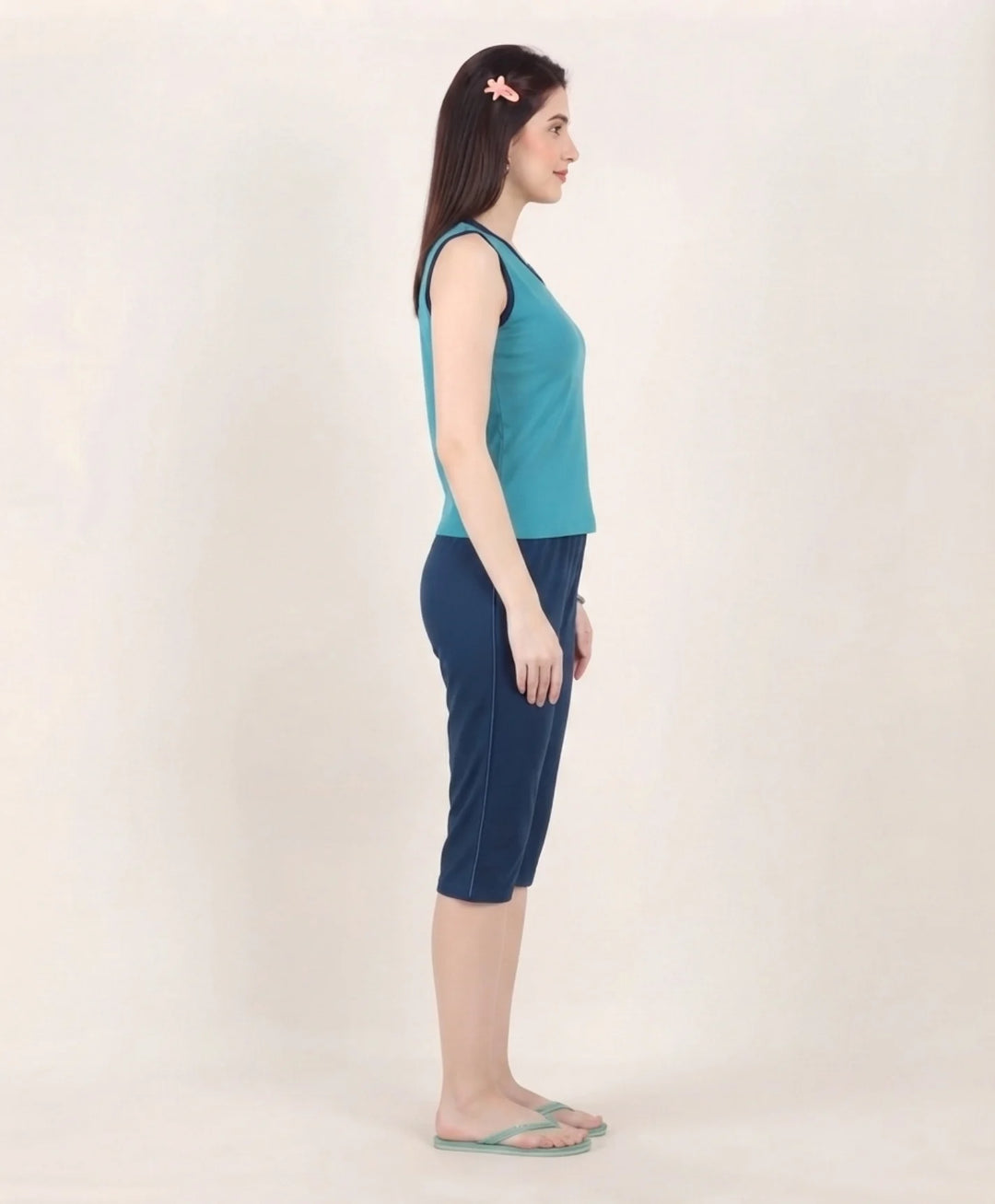 Relaxed Fit Sleeveless Capri Set