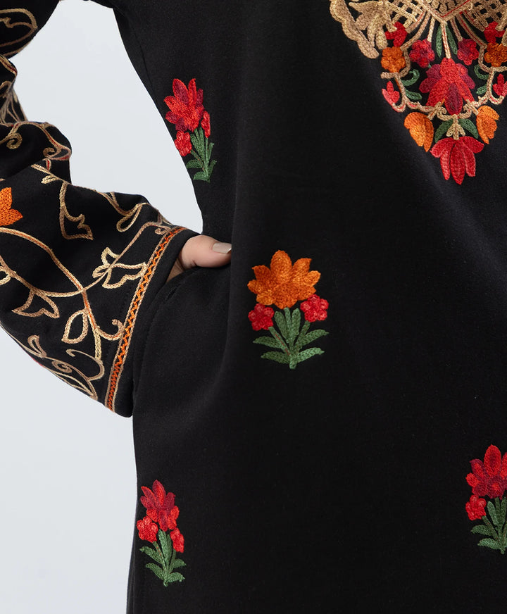 Kashmiri Floral Embroidered Fleece Kurta Set