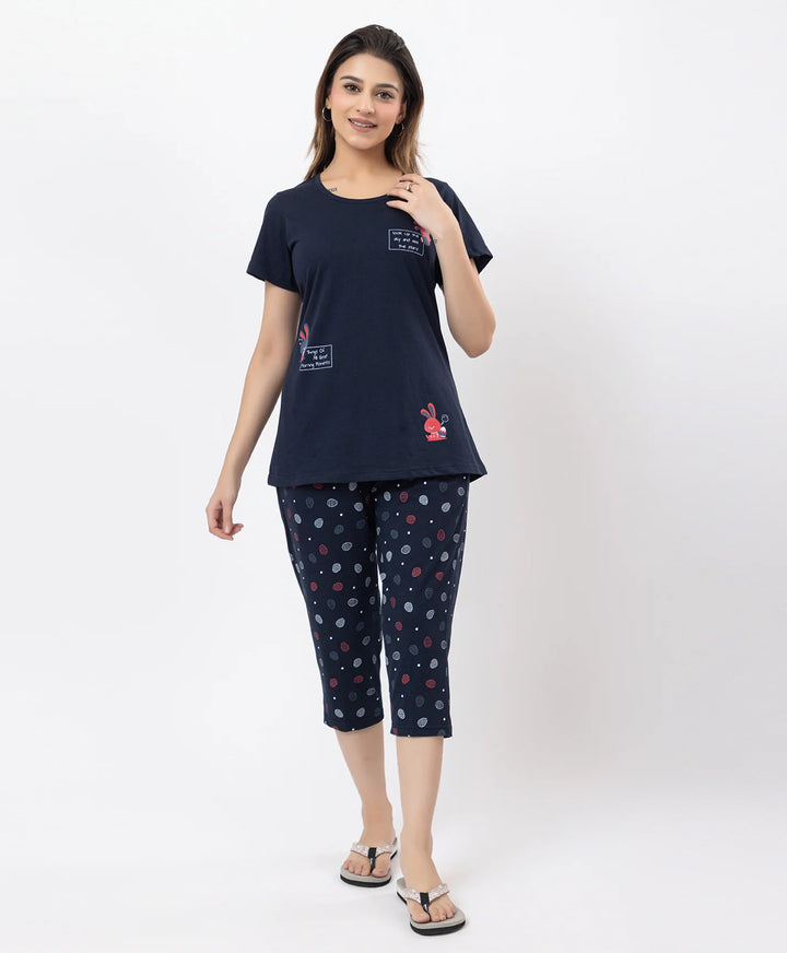 Minimal Charm Capri Lounge Set