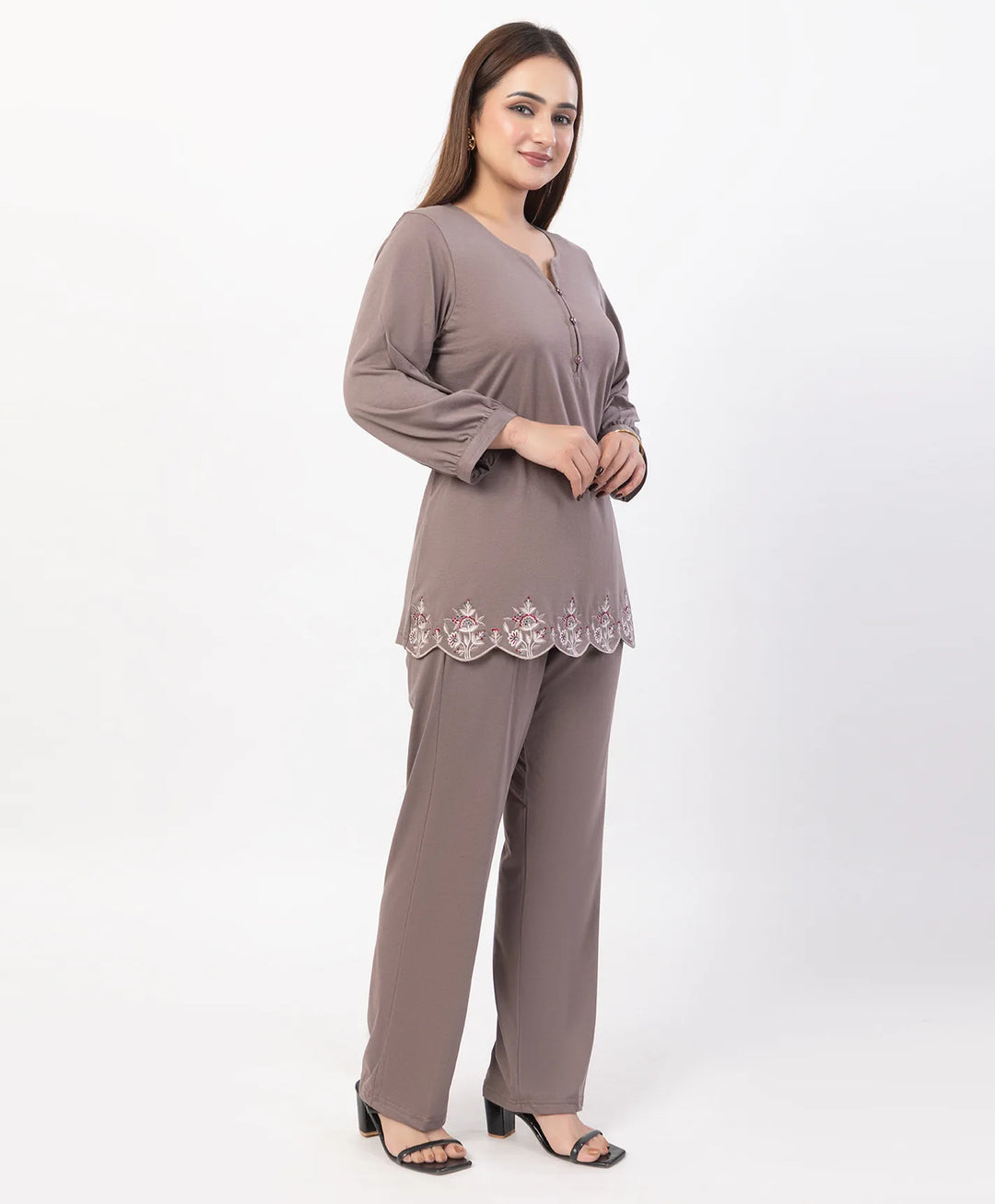 Floral Cut Work Hem Kurta Set with fitted Cuffed Sleeves
