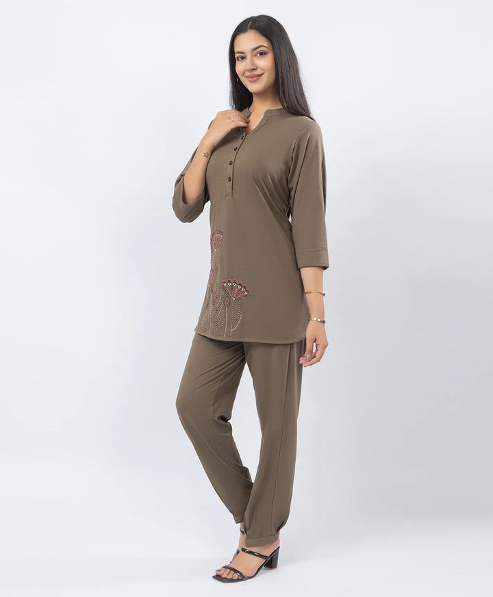 Premium Floral Embroidered Mandarin Collar Kurta Set