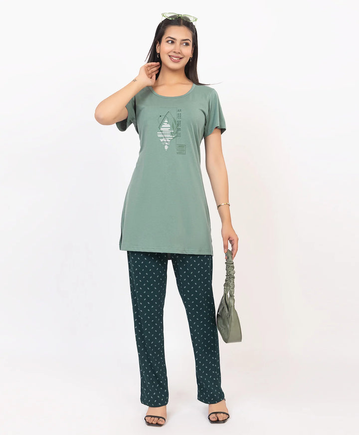 Graphic Print Nightsuit