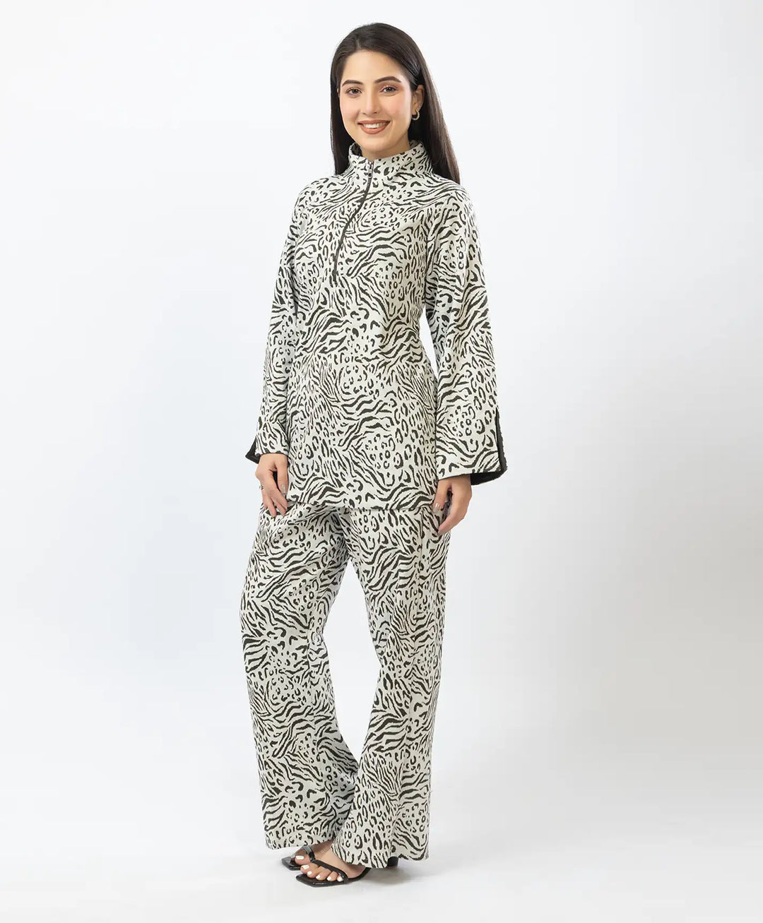Fashion-Forward Printed Kurta with Stand Collar & Matching Straight Lower.