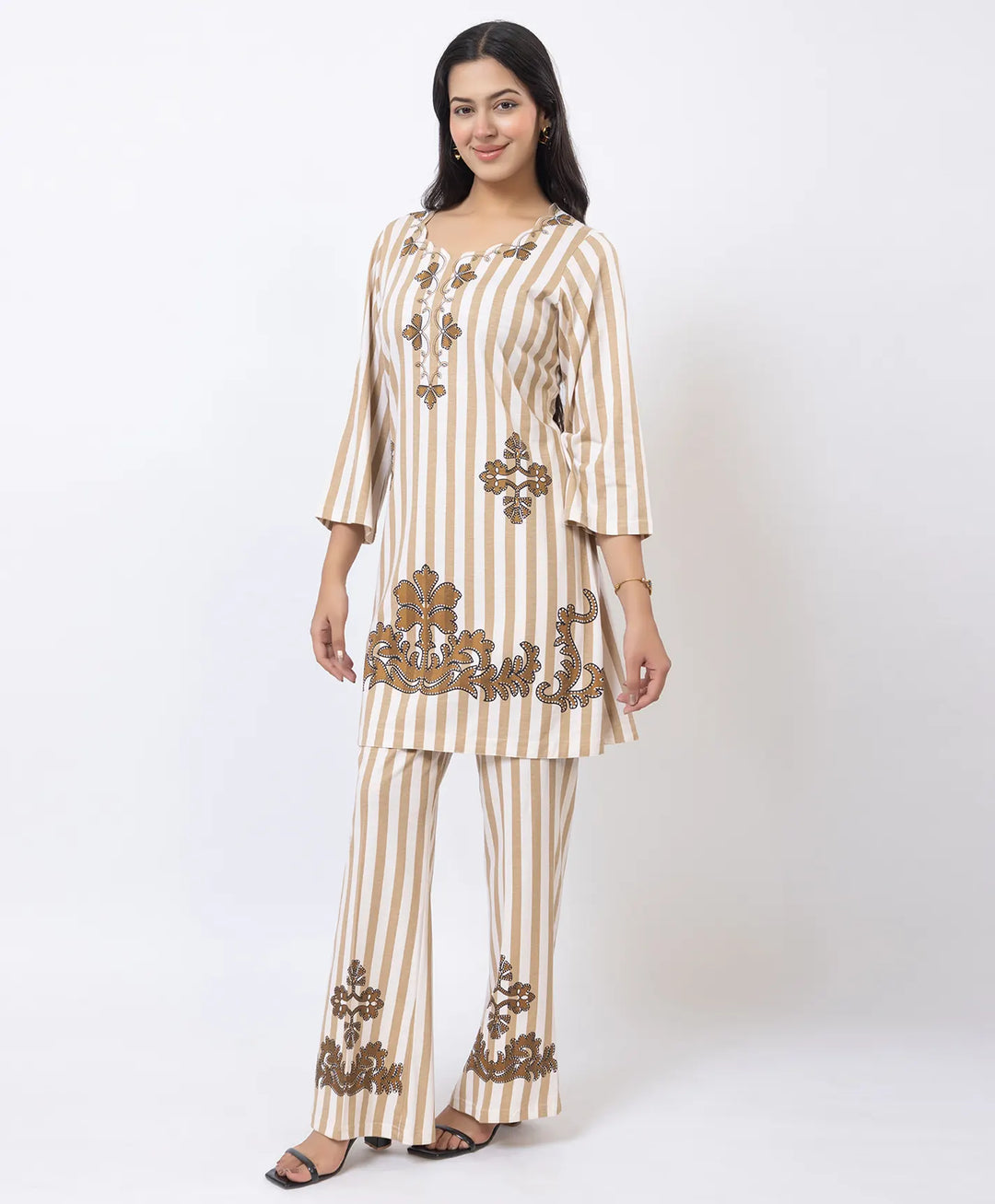 Premium Cutwork Detail Printed Kurta Set
