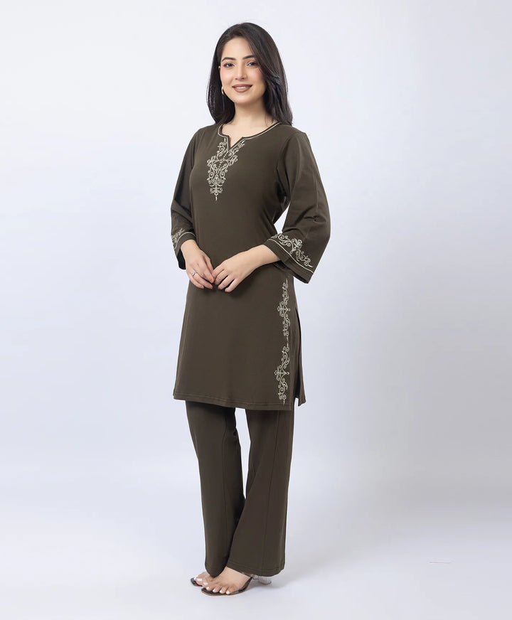 Embroidered V-Slit Straight Kurta Set