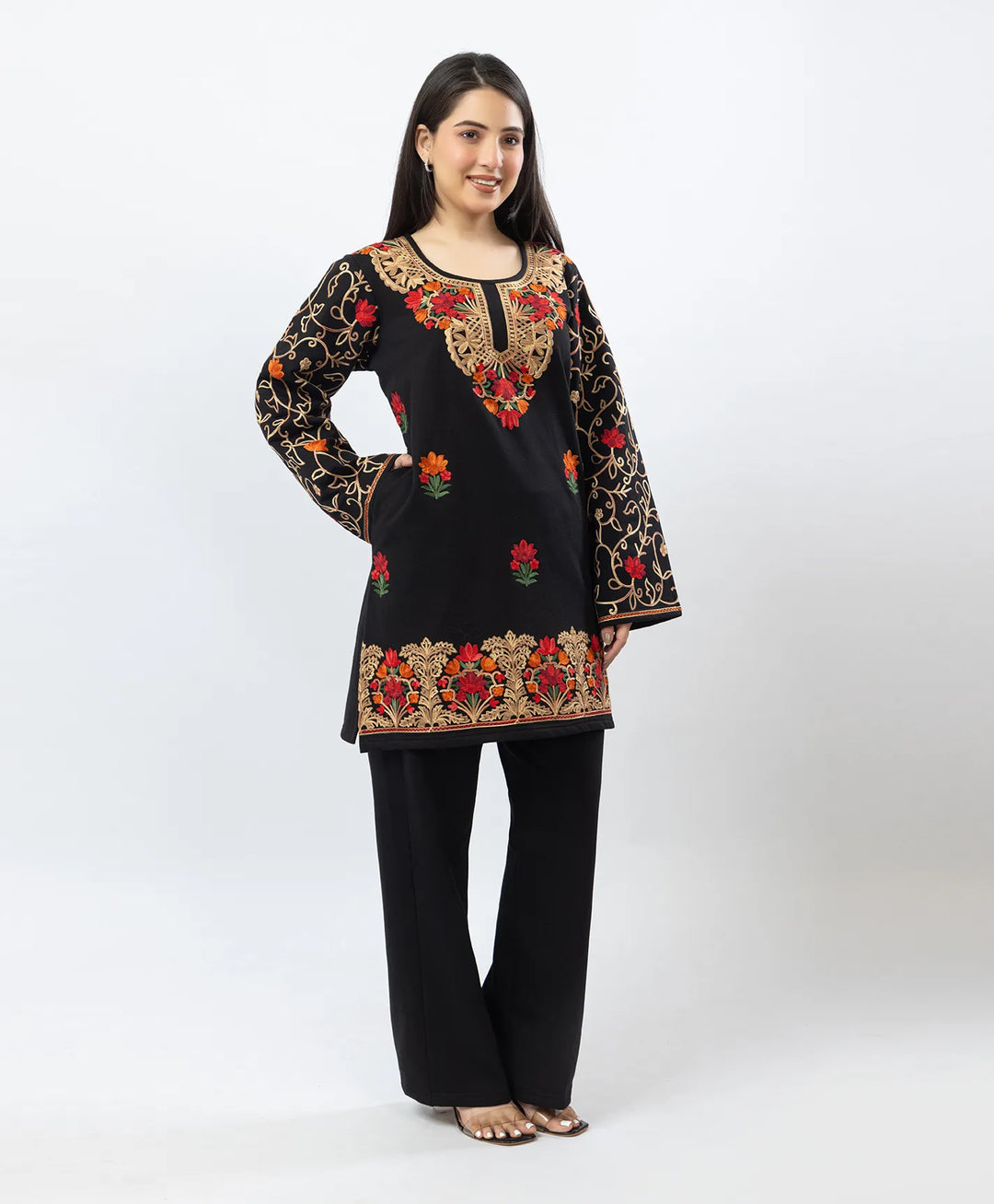 Kashmiri Floral Embroidered Fleece Kurta Set